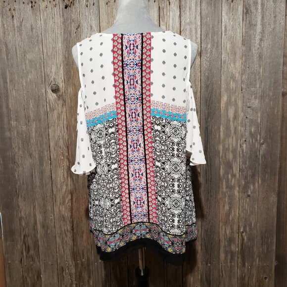 DR2 Top Blouse XL White Mosaic Medallion Cold Shoulder Flutter Sleeve Paisley - Picture 4 of 7
